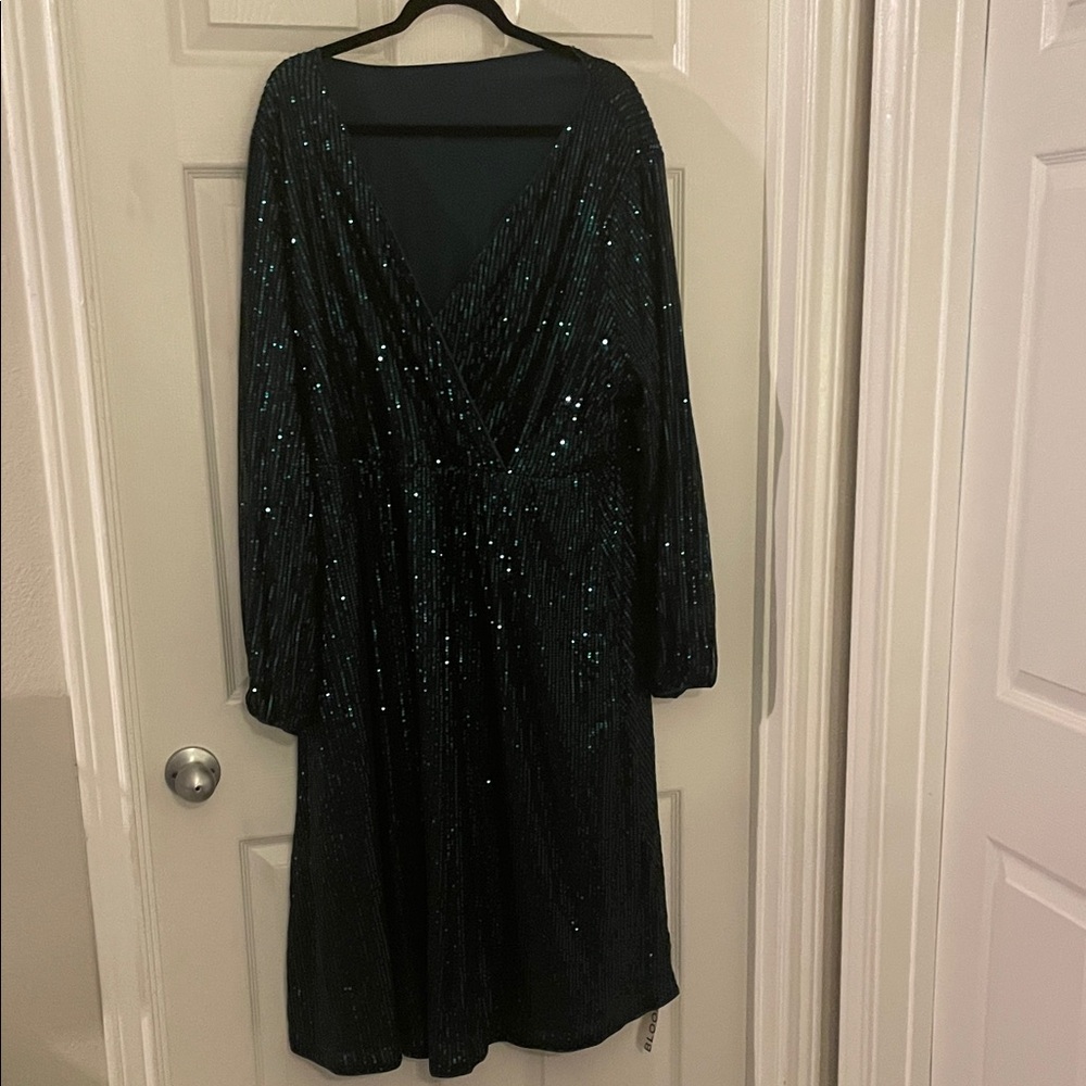 Glamorous Emerald Sequin Long Sleeve Dress